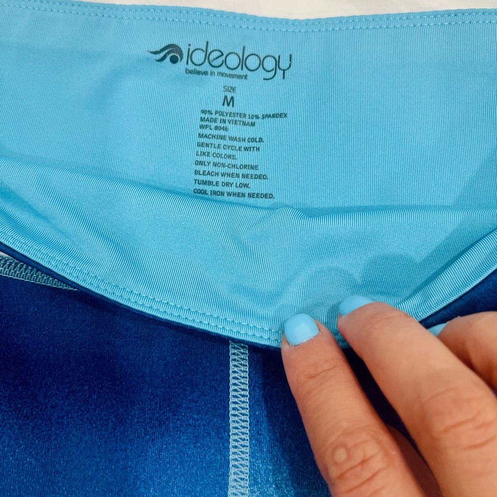 Ideology • Women’s Activewear Blue and Pink Mountain Patterned Leggings M GUC - Picture 7 of 8